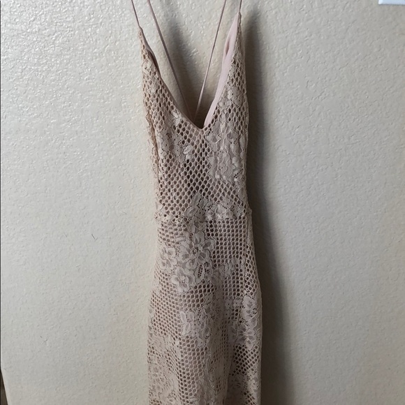 Forever 21 Dresses & Skirts - NWT Lace midi dress